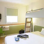 Ibis Budget Hotel 2*