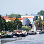 Ibis Budget 2*